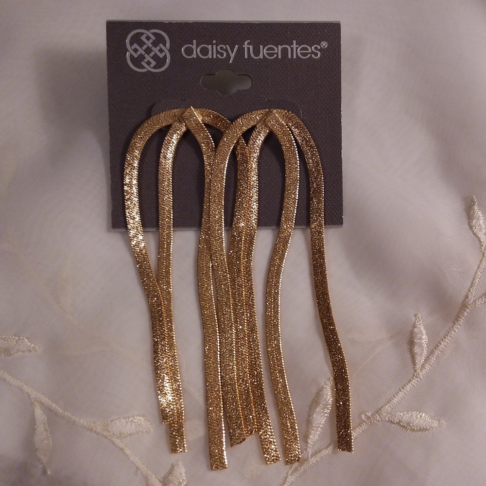 Dangle Pierce Earrings Gold Tone Daisy Fuentes